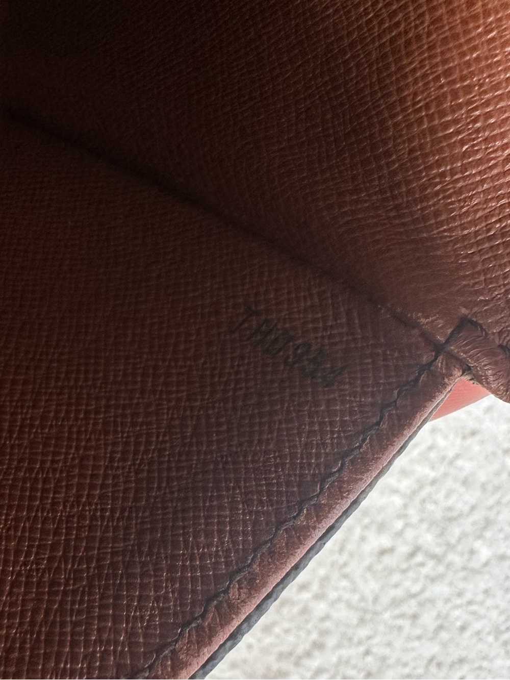 Louis Vuitton Saint Cloud GM – Vintage Monogram Shoulder Bag - Picture 14 of 16